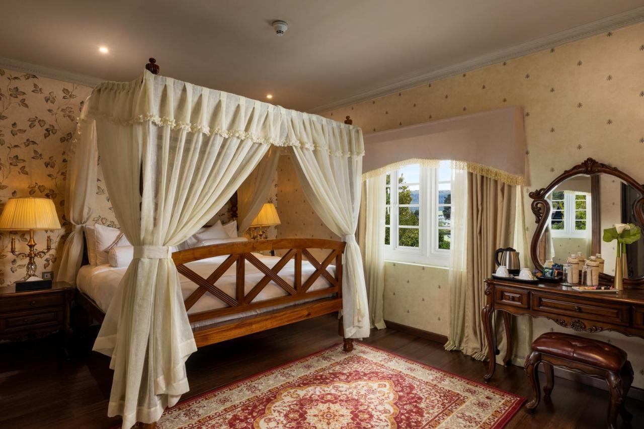 The Westbury Palace Nuwara Eliya Exterior foto